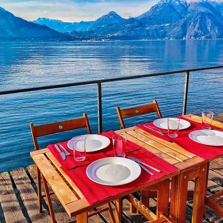 Holiday home Pieds Dans L'eau