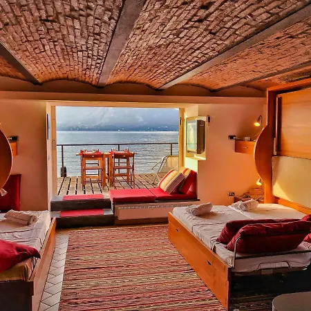 Pieds Dans L'eau Casa vacanze